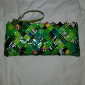 Green Wrapper Wristlet NWOT